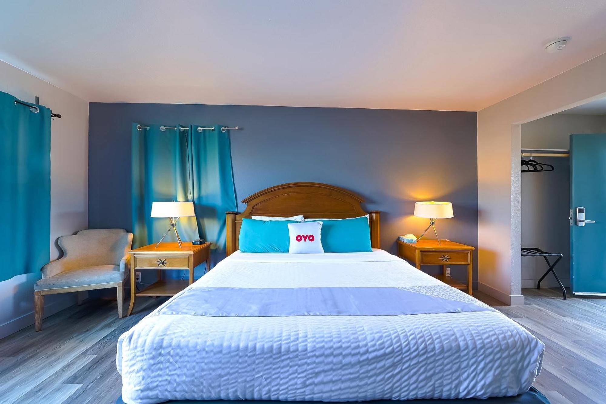 Oyo Waves Hotel Newport Or - Nye Beach Екстериор снимка